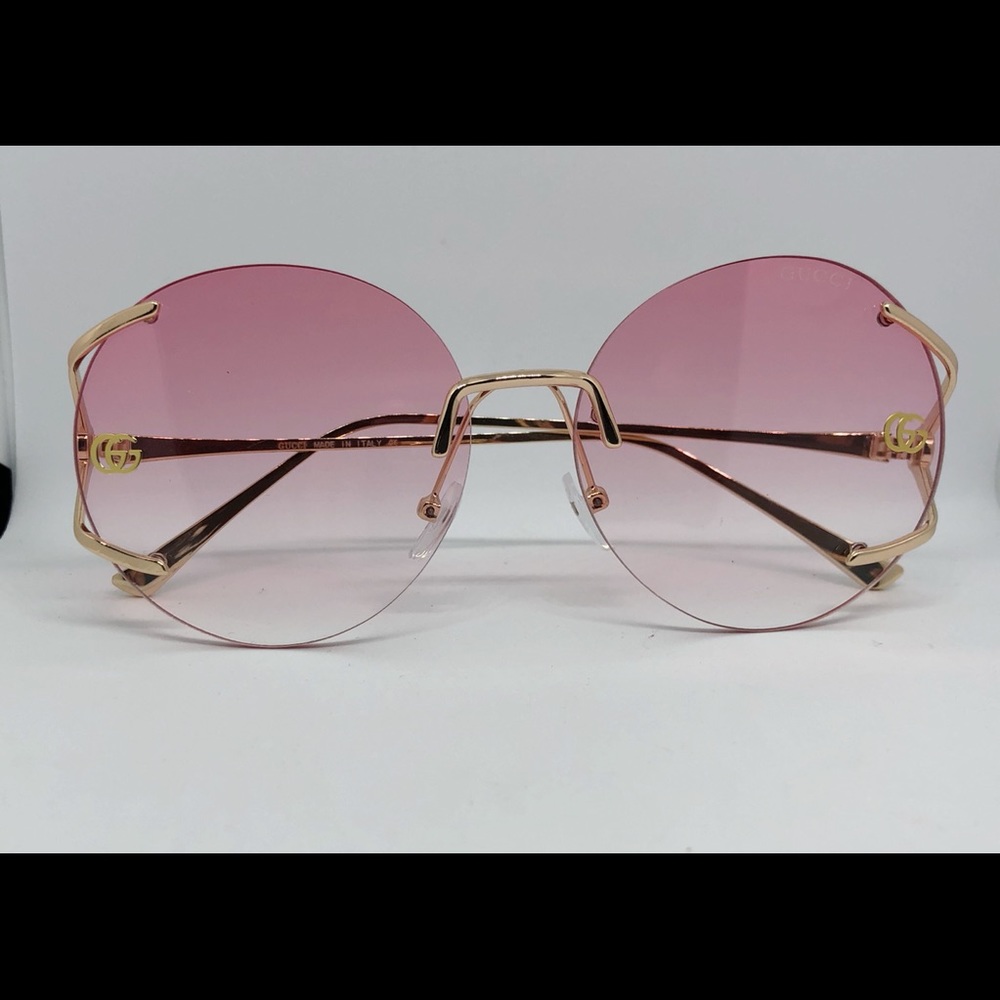 Pink Gucci sunglasses for women’s